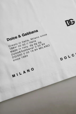 White cotton men's T-shirt with red lips print by Dolce & Gabbana, featuring a casual fit and bold graphic design.