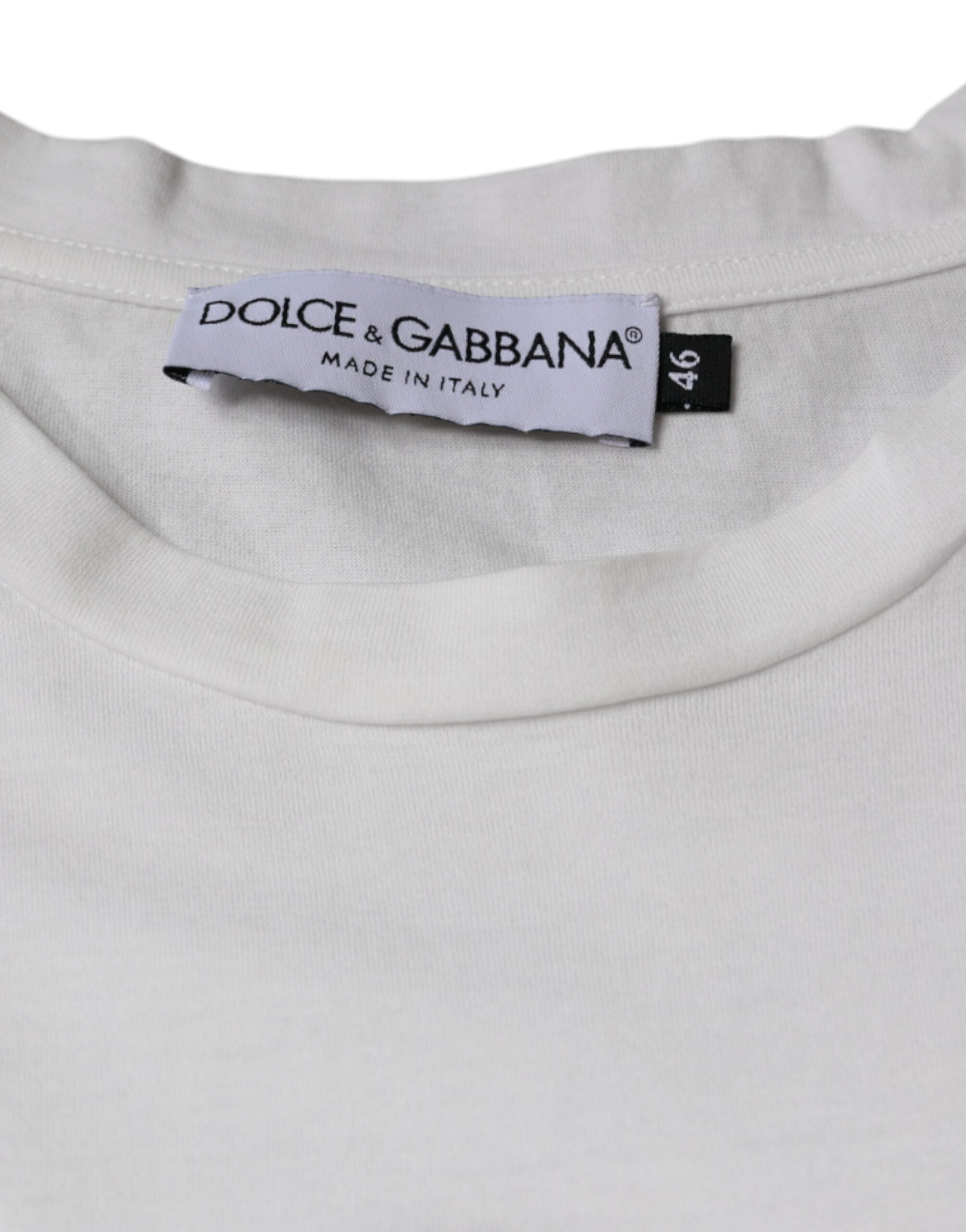 White cotton Dolce & Gabbana logo print casual T-shirt with short sleeves and crew neck, featuring a prominent DG logo on the front.