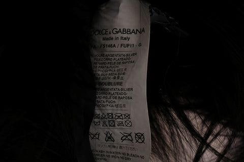 Black silver fox fur scarf by Dolce & Gabbana, featuring luxurious, soft fur with a stylish, elegant design.