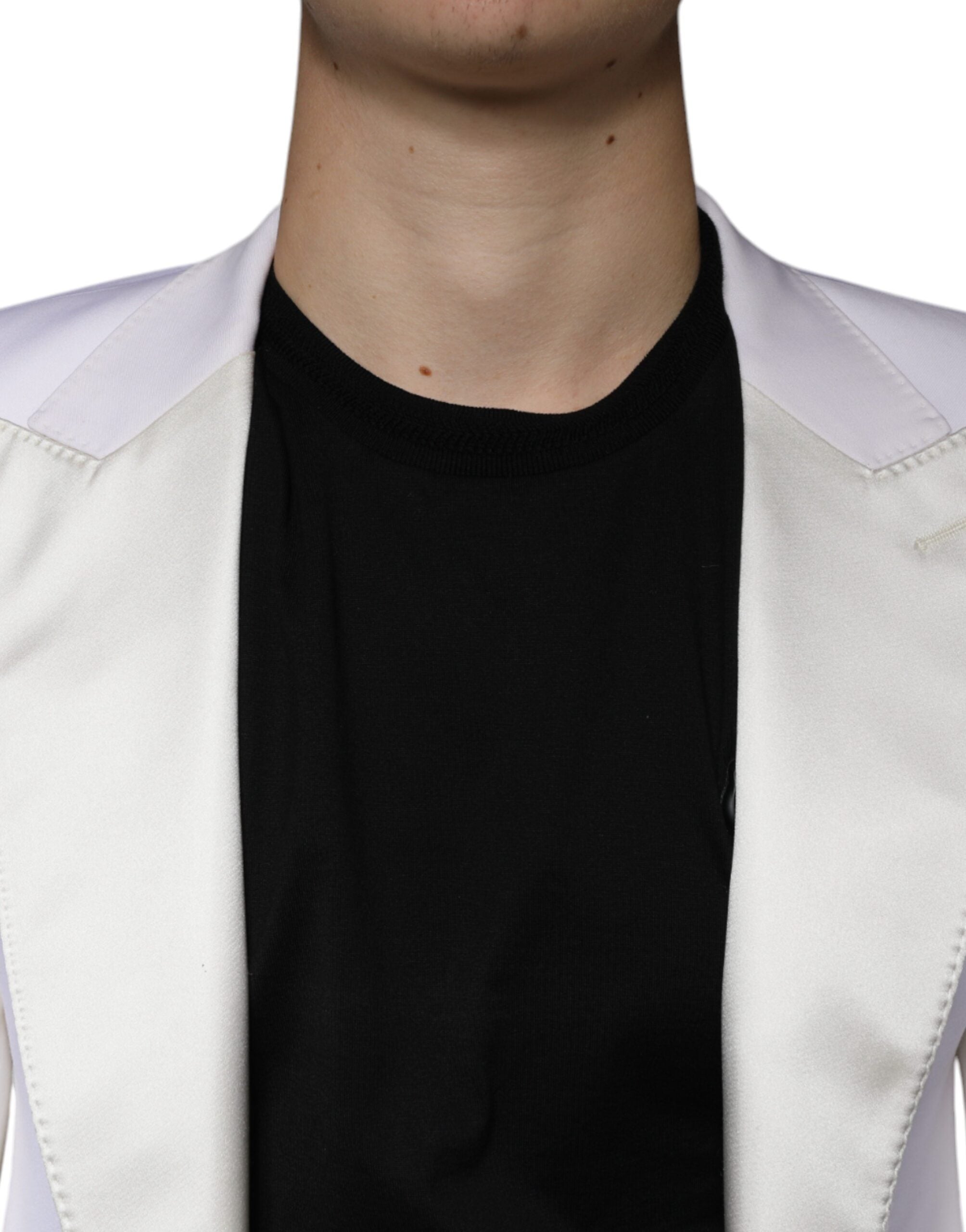 Dolce & Gabbana off-white wool single-breasted dress blazer displayed on a hanger, showcasing classic tailored design and smooth fabric.