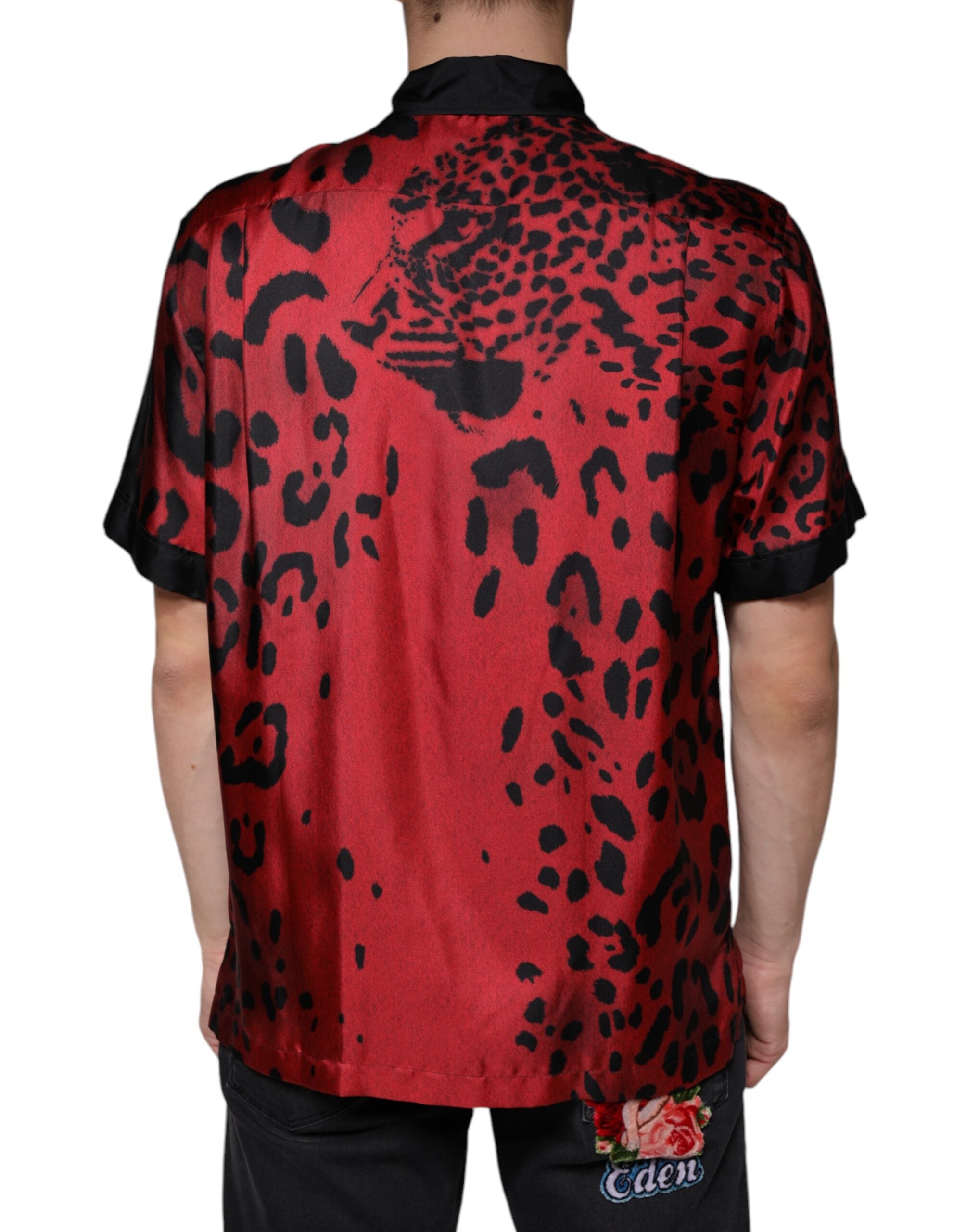 Dolce & Gabbana red leopard silk casual button-down shirt with classic collar and long sleeves.