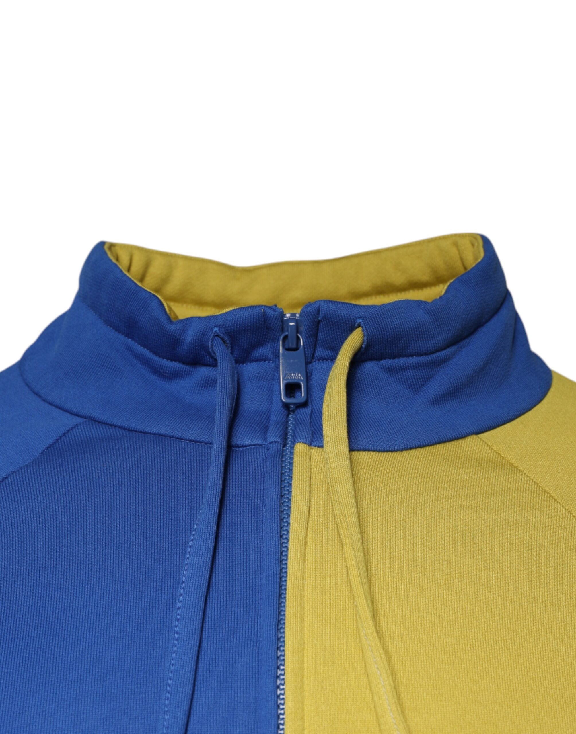 Multicolor patchwork men's sweatshirt sweater from Dolce & Gabbana with vibrant, mixed fabric design and ribbed cuffs.