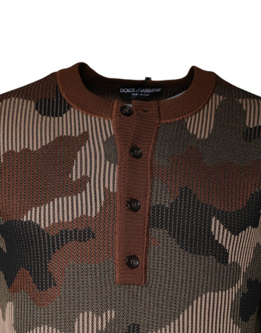 Multicolor camouflage men's pullover sweater by Dolce & Gabbana, featuring a stylish camouflage pattern and comfortable fit.