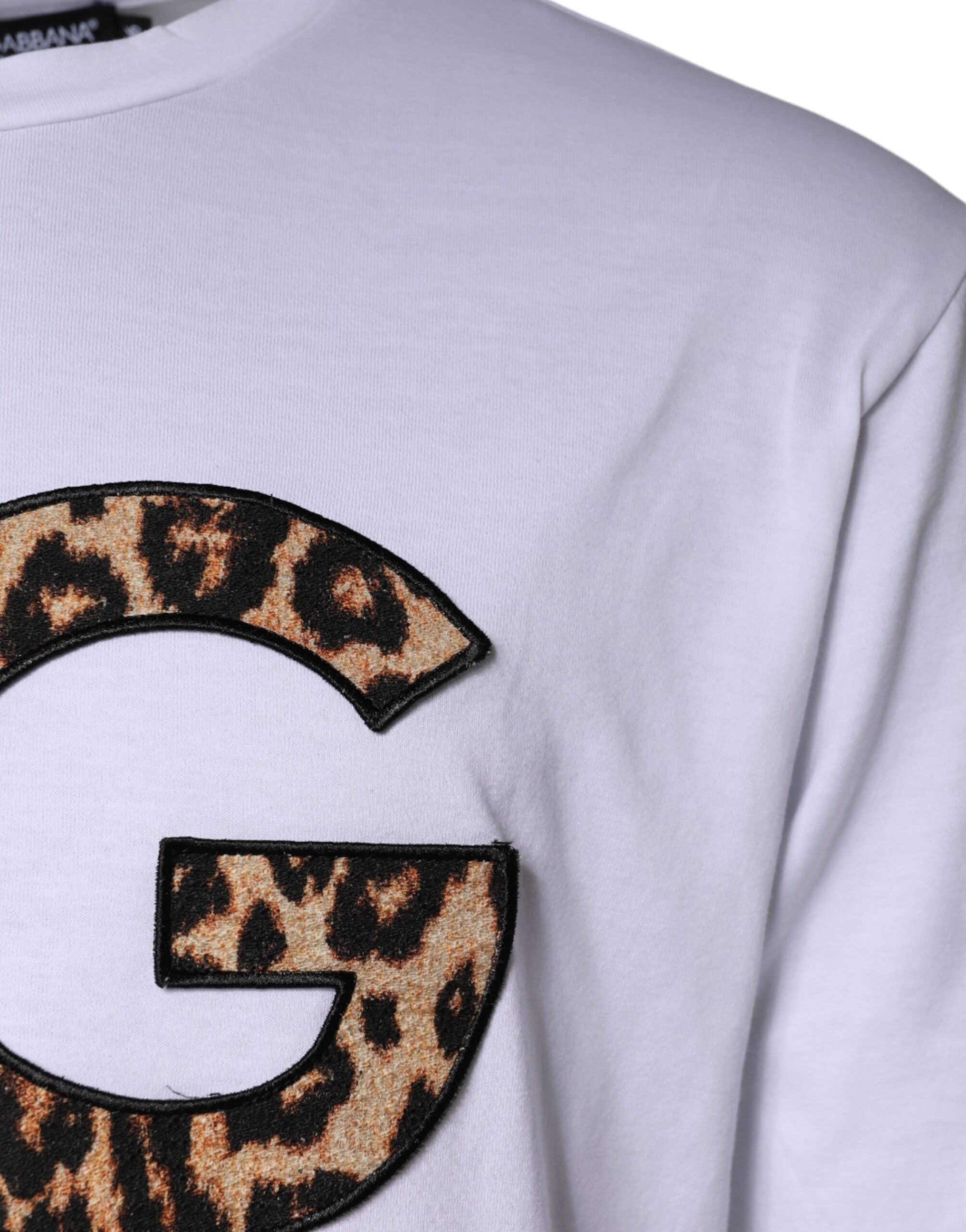 White Dolce & Gabbana cotton T-shirt with DG logo, short sleeves, casual fit, front view.