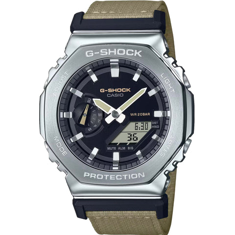 Casio GM-2100C-5AER smartwatch with black resin band and digital display, showcased in a sleek product image.