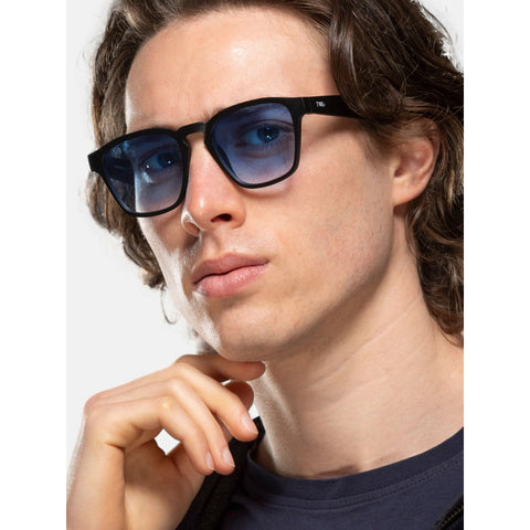Twig Moore_MOR02 from Jag Couture London-New York, featuring a stylish, modern design with intricate details and high-quality craftsmanship.