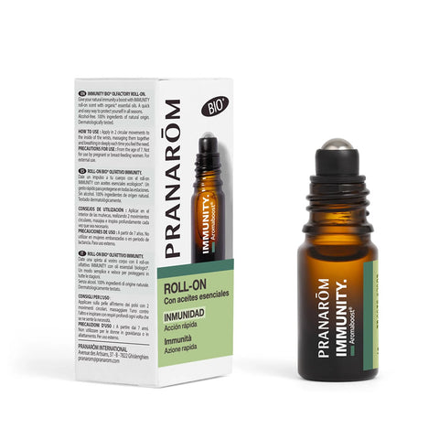 Jag Couture London Immunity Roll-On by Pranarom Aromaboost, 5ml essential oil blend in a convenient roll-on for immune support.