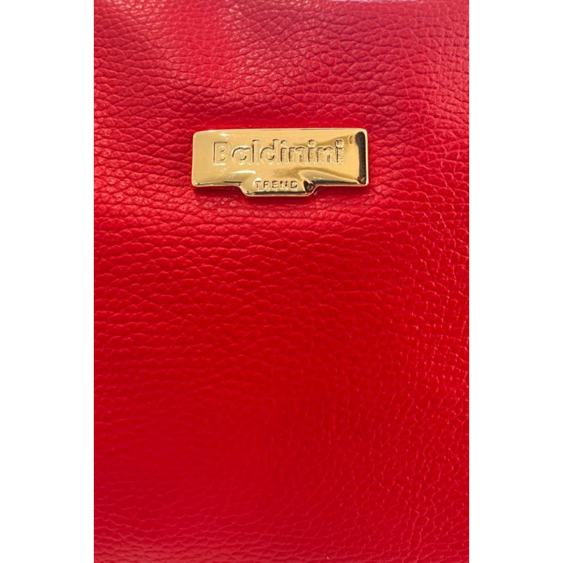 Baldinini Trend AL3138_LUCCA_RossoRed leather shoes with red accents, styled with elegant design and detailed stitching.