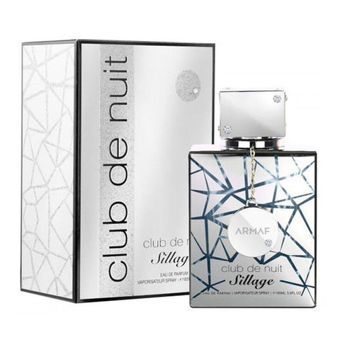 Armaf Club De Nuit Eau De Parfum spray in 105ml bottle, showcasing sleek packaging and elegant design.