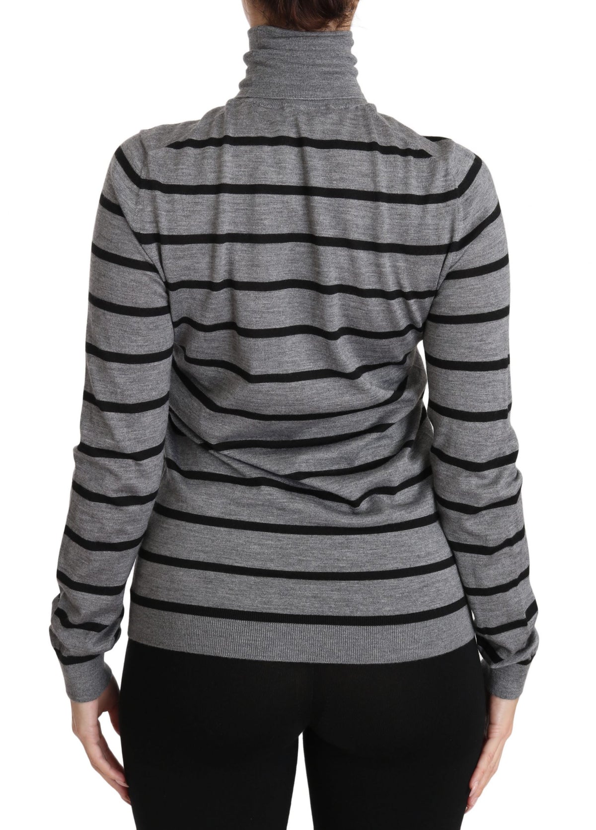 Gray cashmere silk turtleneck sweater by Dolce & Gabbana, soft knit with a fitted silhouette and classic turtleneck design.