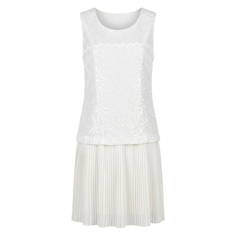 White Trussardi jeans with classic fit and stylish design, displayed on a neutral background.