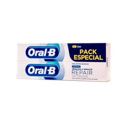 Oral B Duplo Especial gum and enamel whitening toothpaste bottles, 2x125ml, with dental care branding, on a white background.