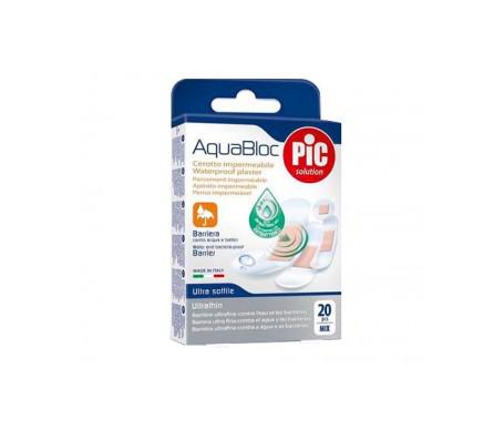 Round adhesive dressing with Bactericide from Jag Couture London - New York, 22.5 mm size, shown on a medical skin application.