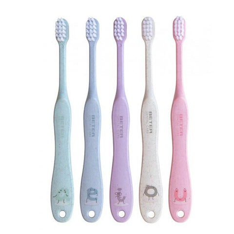 Jag Couture London - New York Beter Cep Dental Infantil toothbrush for children, with colorful design and small brush head.