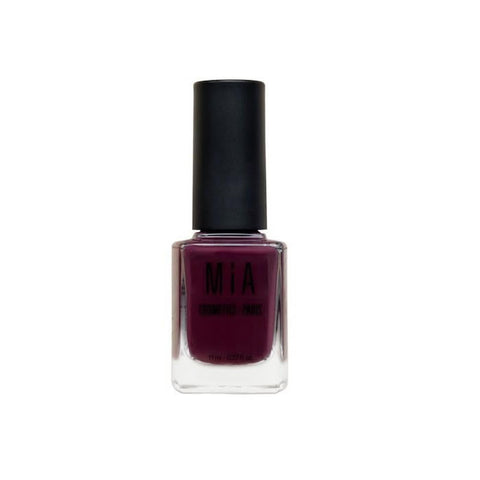 Jag Couture London New York Mía Cosmetics Rustic Wine nail polish bottle with deep red wine color on a white background