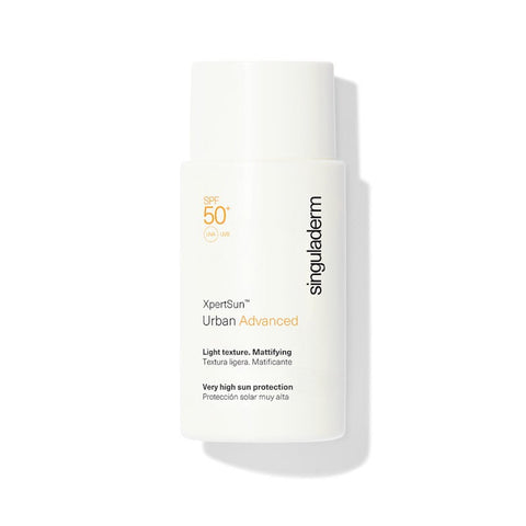 Singuladerm XpertSun Urban SPF 50+ light texture in 50ml tube, ideal for sun protection and skincare.