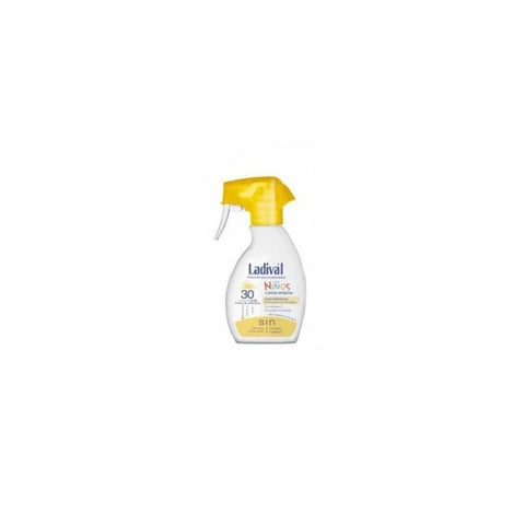 Ladival Niños SPF 30 spray leche by Jag Couture London - New York, 200ml bottle, soft white lotion for children's sun protection