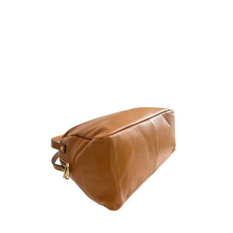 Baldinini Trend RC1754_LUCCA_D44CUOIO leather handbag with gold hardware, featuring a sleek design and structured shape.