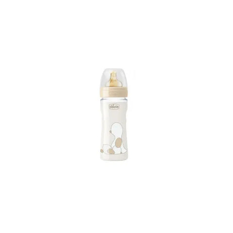 Chicco Original Touch 2M baby bottle with 250ml capacity, clear plastic, featuring a soft silicone nipple and ergonomic design.