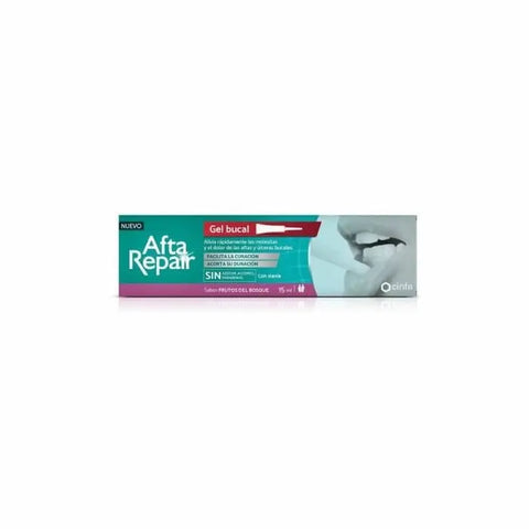 Cinfa Afta Repair Gel with forest fruit flavor in 15ml tube, designed to soothe mouth ulcers and oral discomfort.
