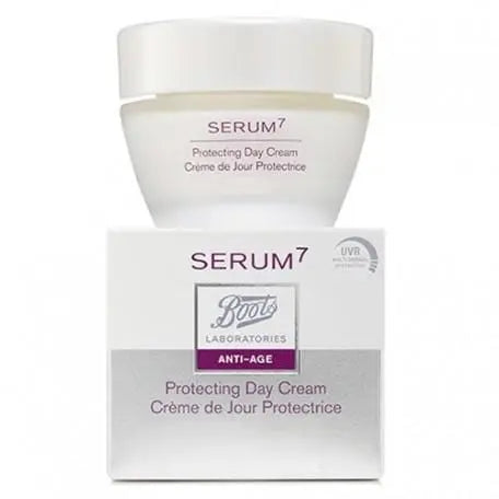 Jag Couture London New York daytime face cream for normal and combination skin with SPF 15, 50ml serum in a jar.