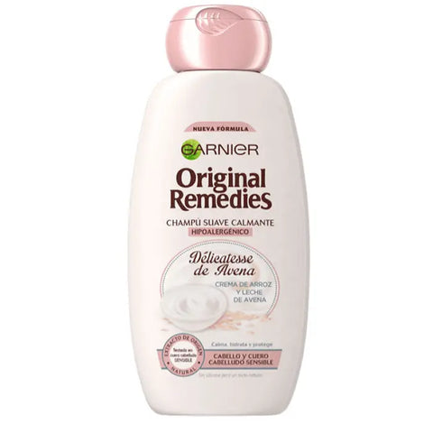 Garnier Original Remedies Delicatesse moisturizing shampoo bottle, 250ml, with natural ingredients and gentle formula for hair.
