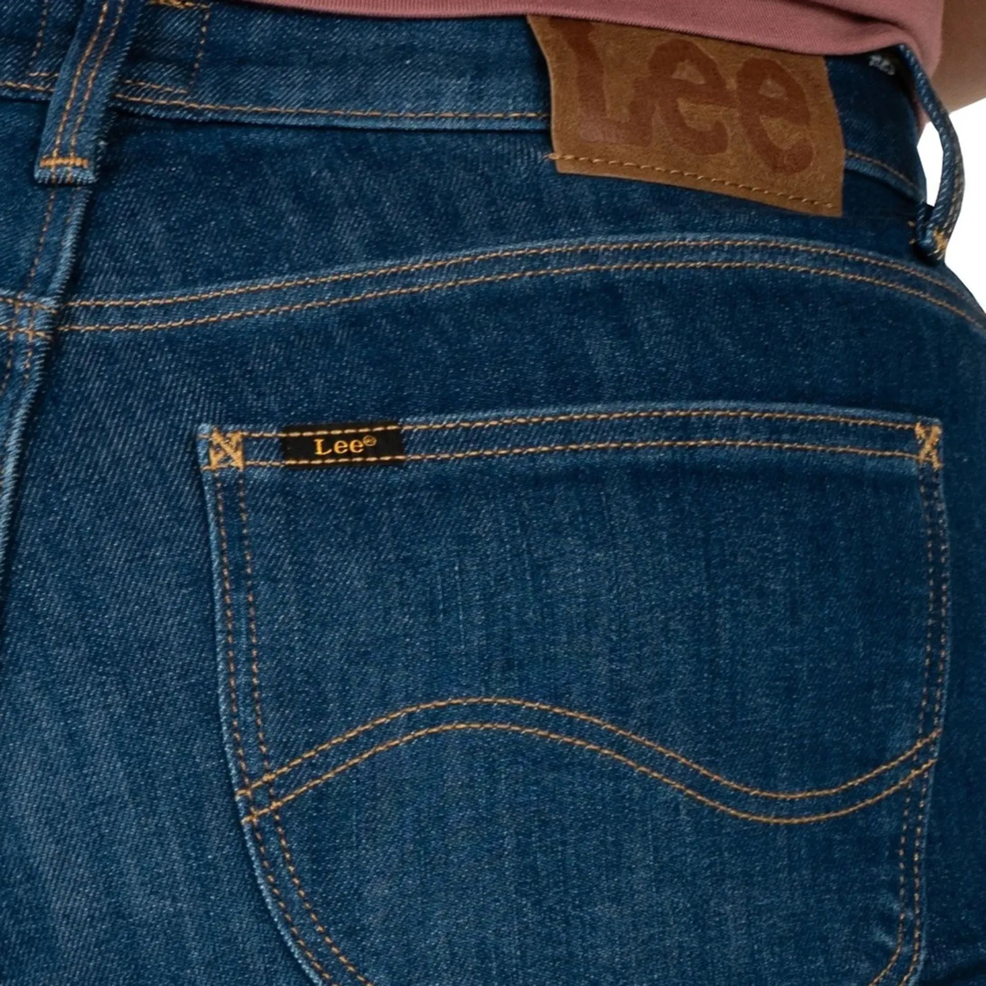 Lee X073_L626GUD38-_458 Jag Couture London - New York