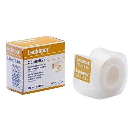 Leukopor skin-sensitive fabric medical tape by Bsn Medical, 9.2m x 2.5cm, for sensitive skin, with brand details.