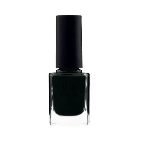 Mía Cosmetics coal-colored nail polish from Jag Couture London New York, glossy finish on neatly painted fingernails.