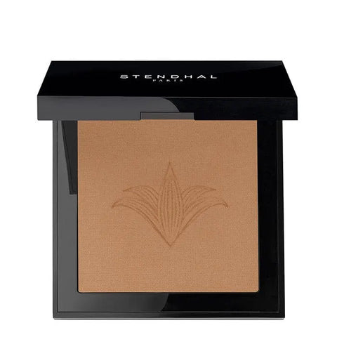 Stendhal Perfecting Compact Powder in shade 131 Ambre, 9g, displayed with the compact open showing the powder and mirror.