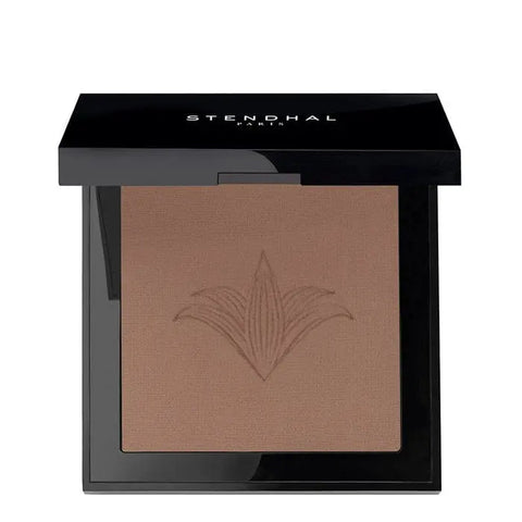 Stendhal Perfecting Compact Powder in Santal shade, 9g, with sleek compact case from Jag Couture London New York.