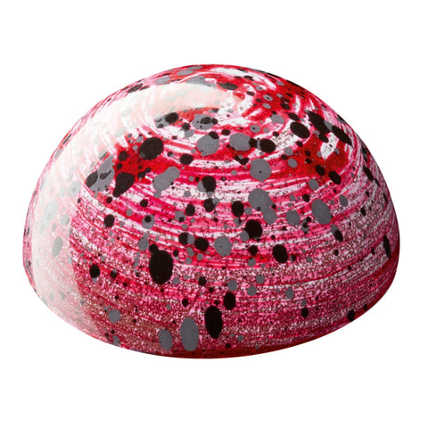 Picasso cranberry and yoghurt dessert by Jag Couture London features cranberry jelly topped with white chocolate yoghurt ganache.