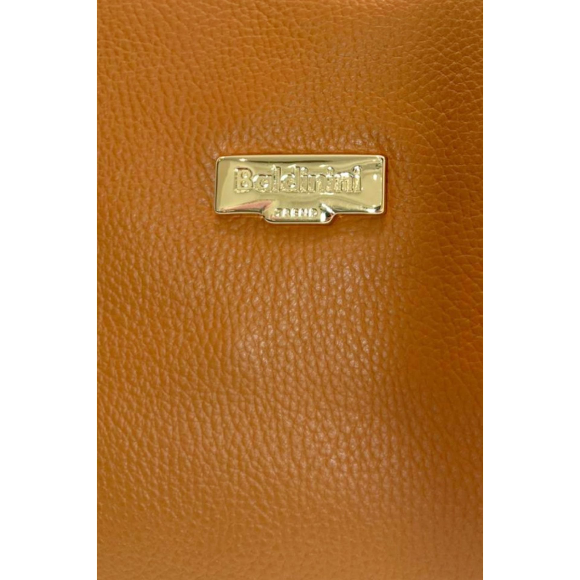 Baldinini Trend RC1754_LUCCA_D44CUOIO leather shoes with sleek design, featuring tan color and stylish detailing.