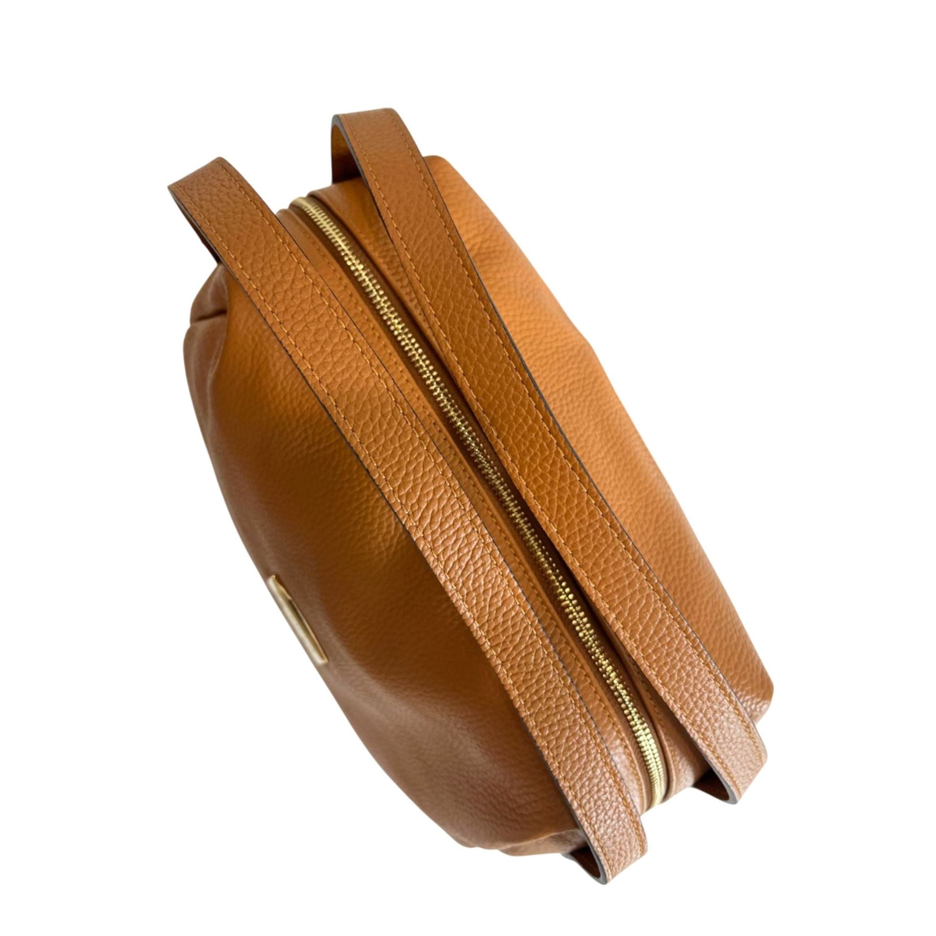 Baldinini Trend RC1754_LUCCA_D44CUOIO luxury leather handbag with sleek design and subtle branding.