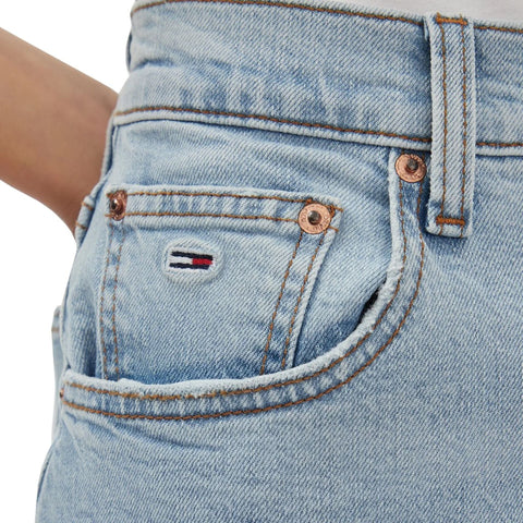 Tommy Hilfiger X073_DW0DW17645-_1AB branded clothing item with detailed fabric texture and tag, displayed on a flat surface.