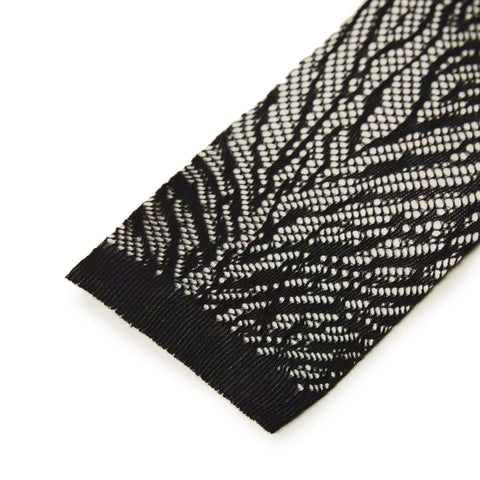 Jag Couture London-New York Twinset X073_212TA4065-_00006 featuring a stylish knit twinset with intricate detailing and a modern fit.