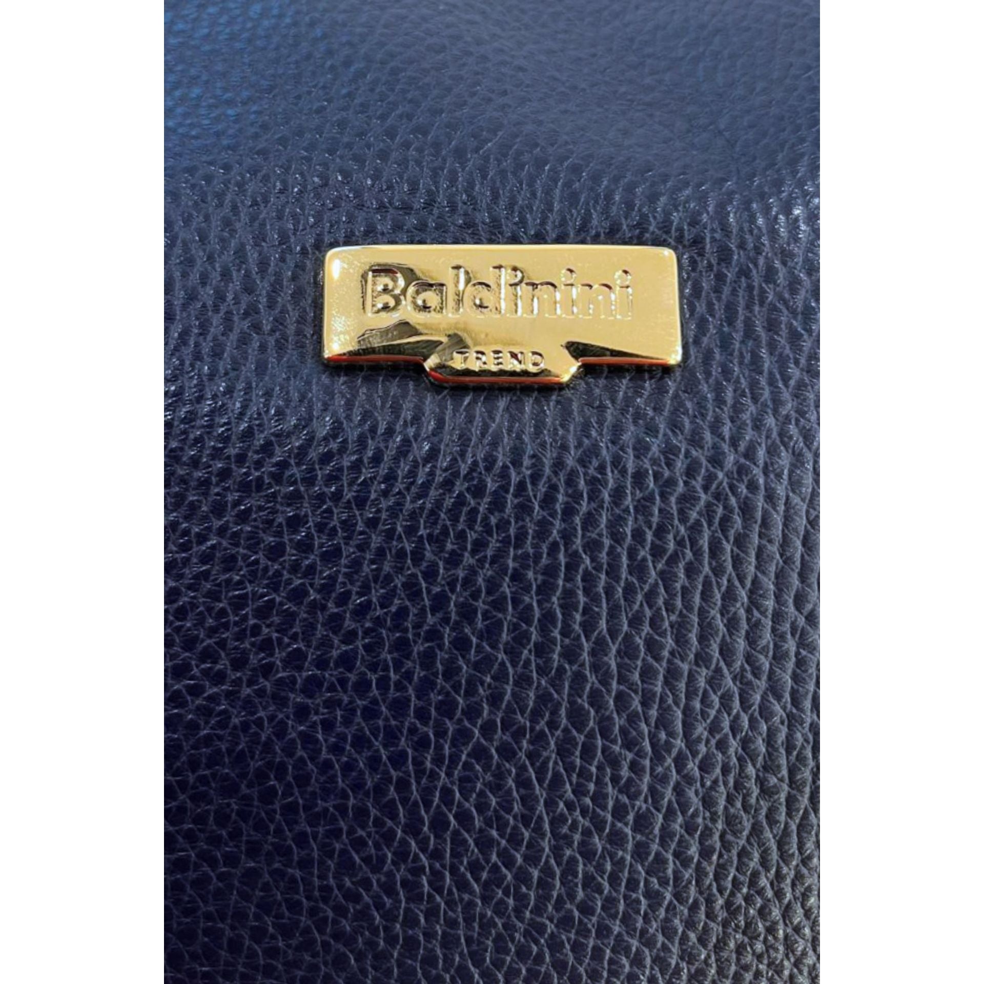 Baldinini Trend IR1683 LUCCA Blue Navy leather shoes with sleek design, displayed on a reflective surface.