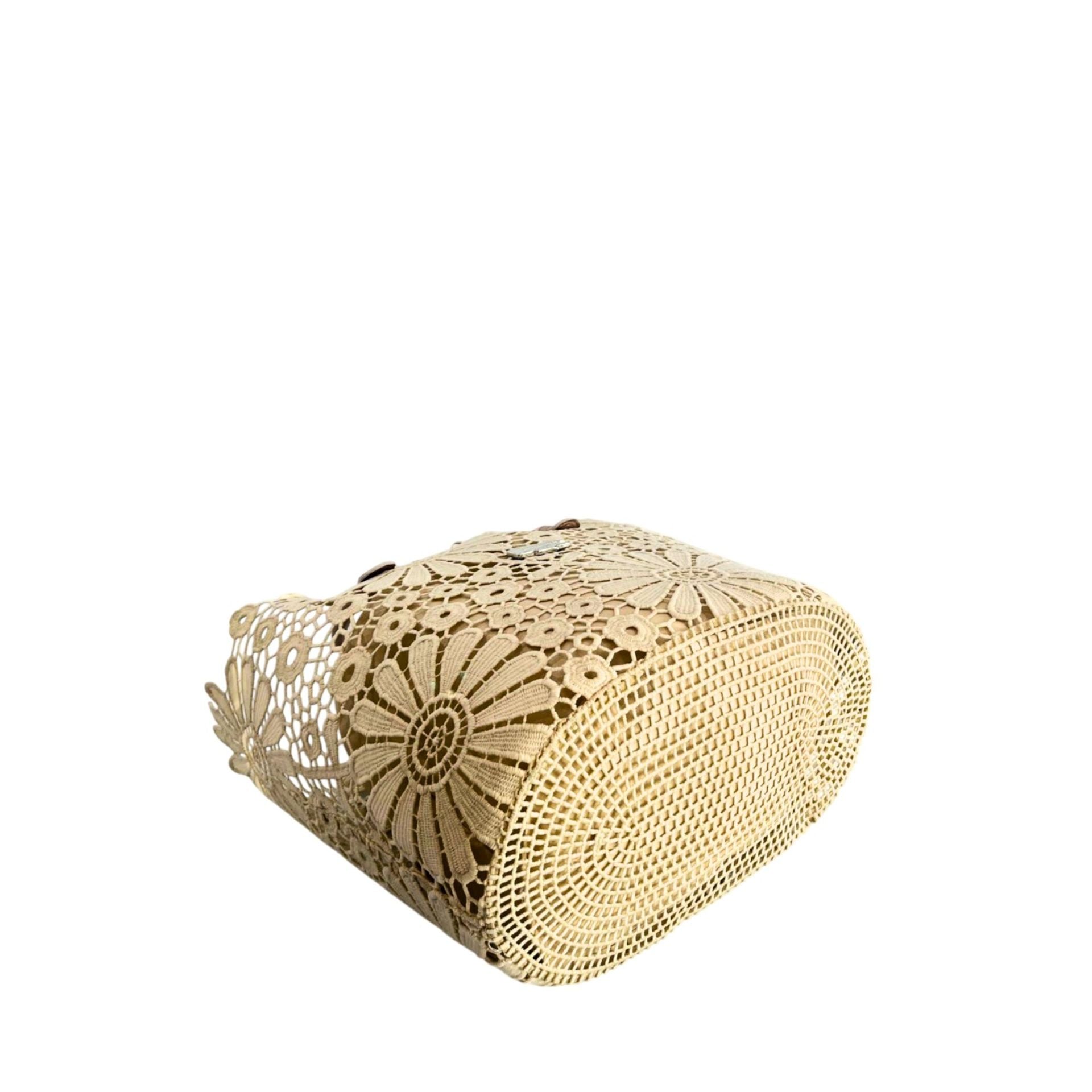 Baldinini Trend L21BAS1 Siena beige leather shoe with sleek design, crafted by Jag Couture London - New York.