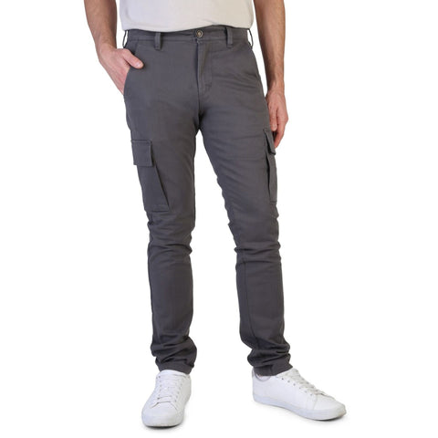 Harmont&Blaine men's casual shirt by Jag Couture London-New York featuring a stylish print and classic collar.