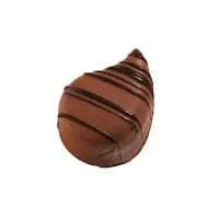 Jag Couture London Fashion Pandora - Milk Chocolate With Caramel Ganache - 16G