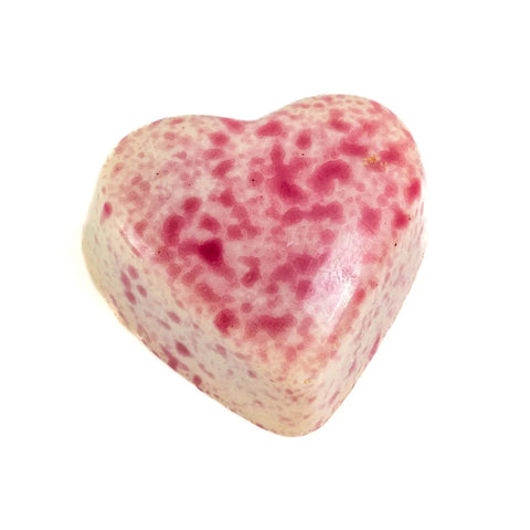 White chocolate Blushed Heart from Jag Couture London filled with passion fruit ganache, 14g, showcased on a white background.