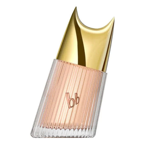 Bruno Banani Daring Woman Eau De Toilette spray 30ml, featuring a sleek bottle with a modern design and elegant fragrance label.