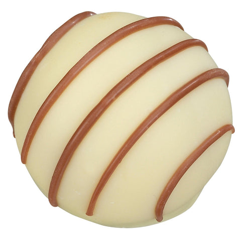 Jag Couture London Chantilly white chocolate with light vanilla filling, 17.5g, showing a close-up of the chocolate piece.