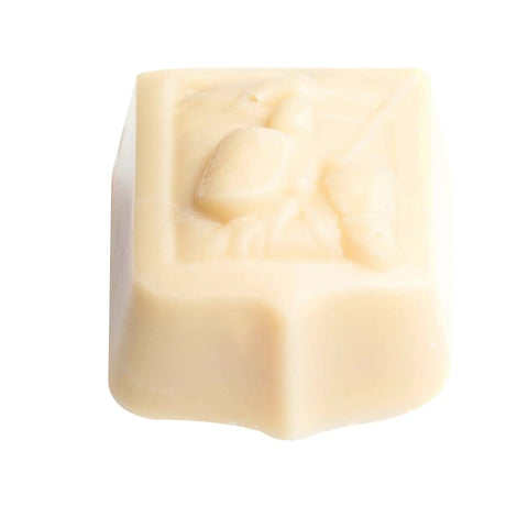 Jag Couture London Chevalier crisped rice in solid white chocolate, 9.4g, with a close-up of the chocolate-coated treat.