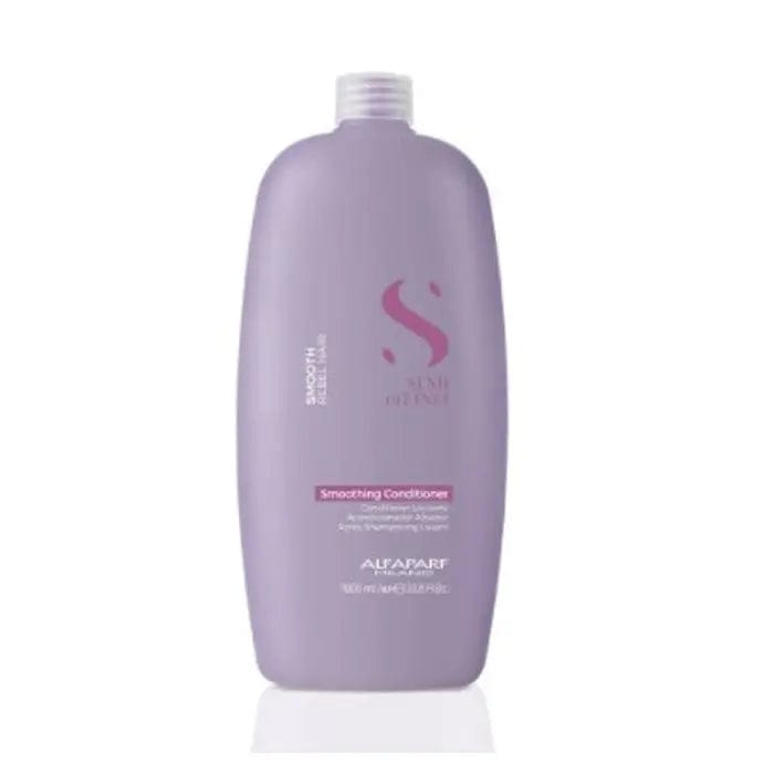Alfaparf Milano Semi Di Lino Smooth Smoothing Conditioner in 1000ml bottle, designed to tame frizz and add shine to hair.