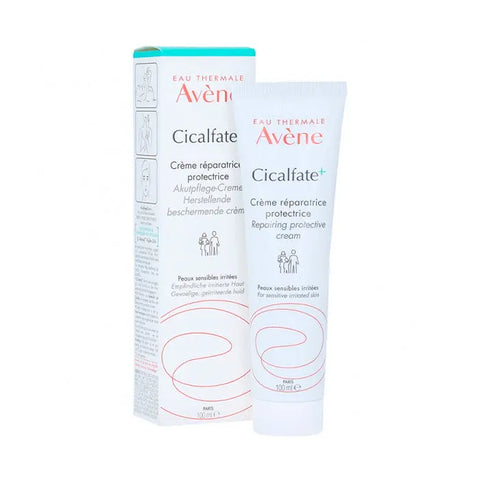 Avène Cicalfate Repairing Protective Cream in 100ml jar, designed to soothe and repair sensitive skin.