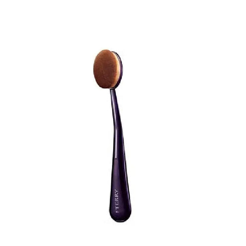 By Terry Pinceau Brosse Perfection Teint makeup brush with soft bristles for flawless foundation application, displayed against a neutral background.