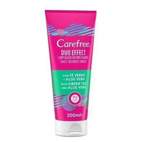 Jag Couture London Duo Effect Intimate Cleanser with Green Tea and Aloe Vera, 200ml bottle.