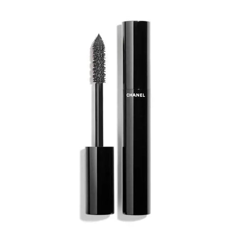 Jag Couture London-New York showcasing Chanel Le Volume De Chanel Waterproof Mascara in shade 10 Noir with a close-up of the mascara wand and brush.