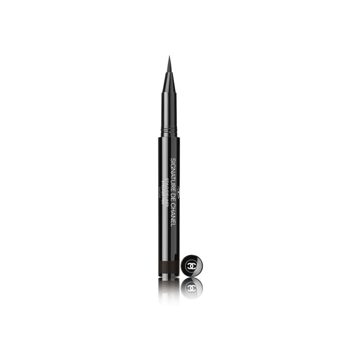 Jag Couture London New York Chanel Signature De Chanel Stylo Eyeliner 10 Noir, black eyeliner pencil with sleek design